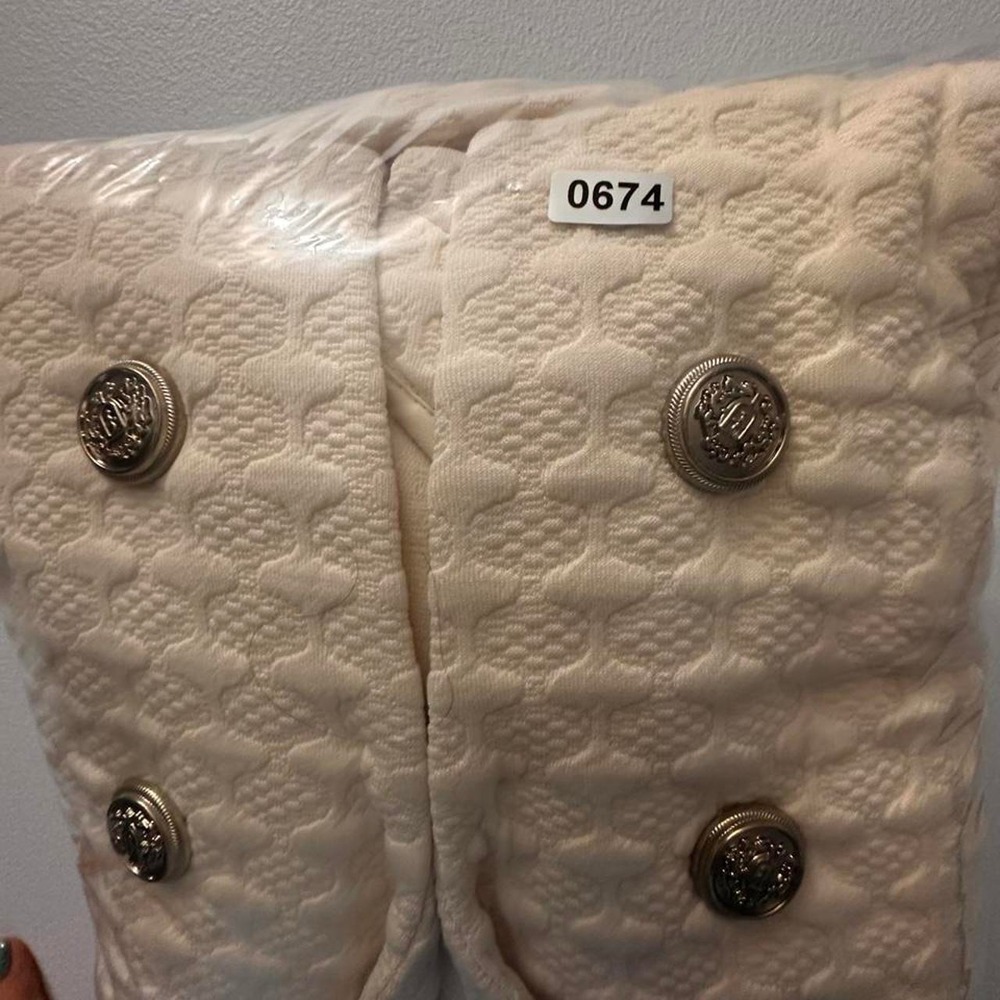 Chico's cream colored size 3/16 - Picture 6 of 6